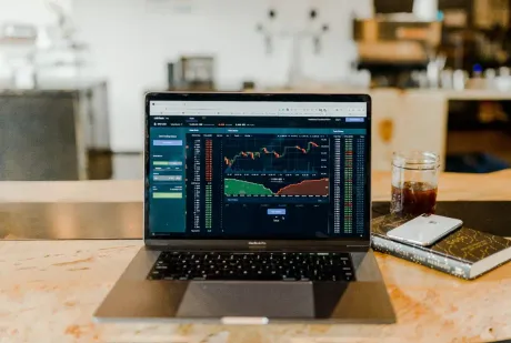 Your Ultimate Guide to Navigating the US Stock Market thumbnail